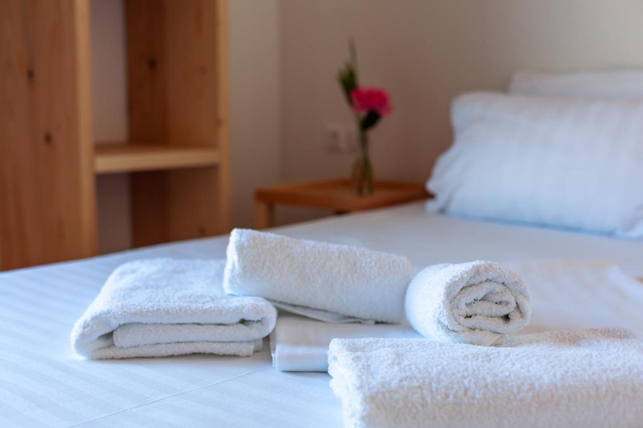 Toni Retzo Rooms Himare Exteriör bild