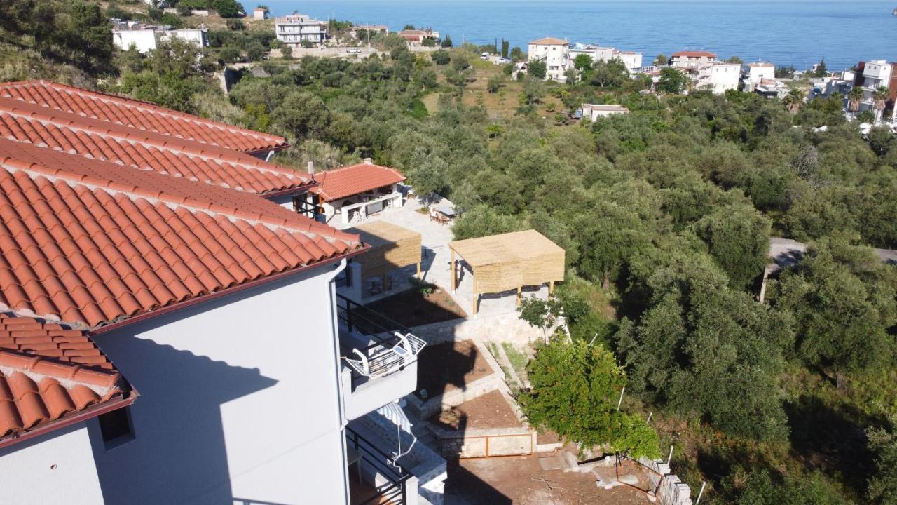 Toni Retzo Rooms Himare Exteriör bild