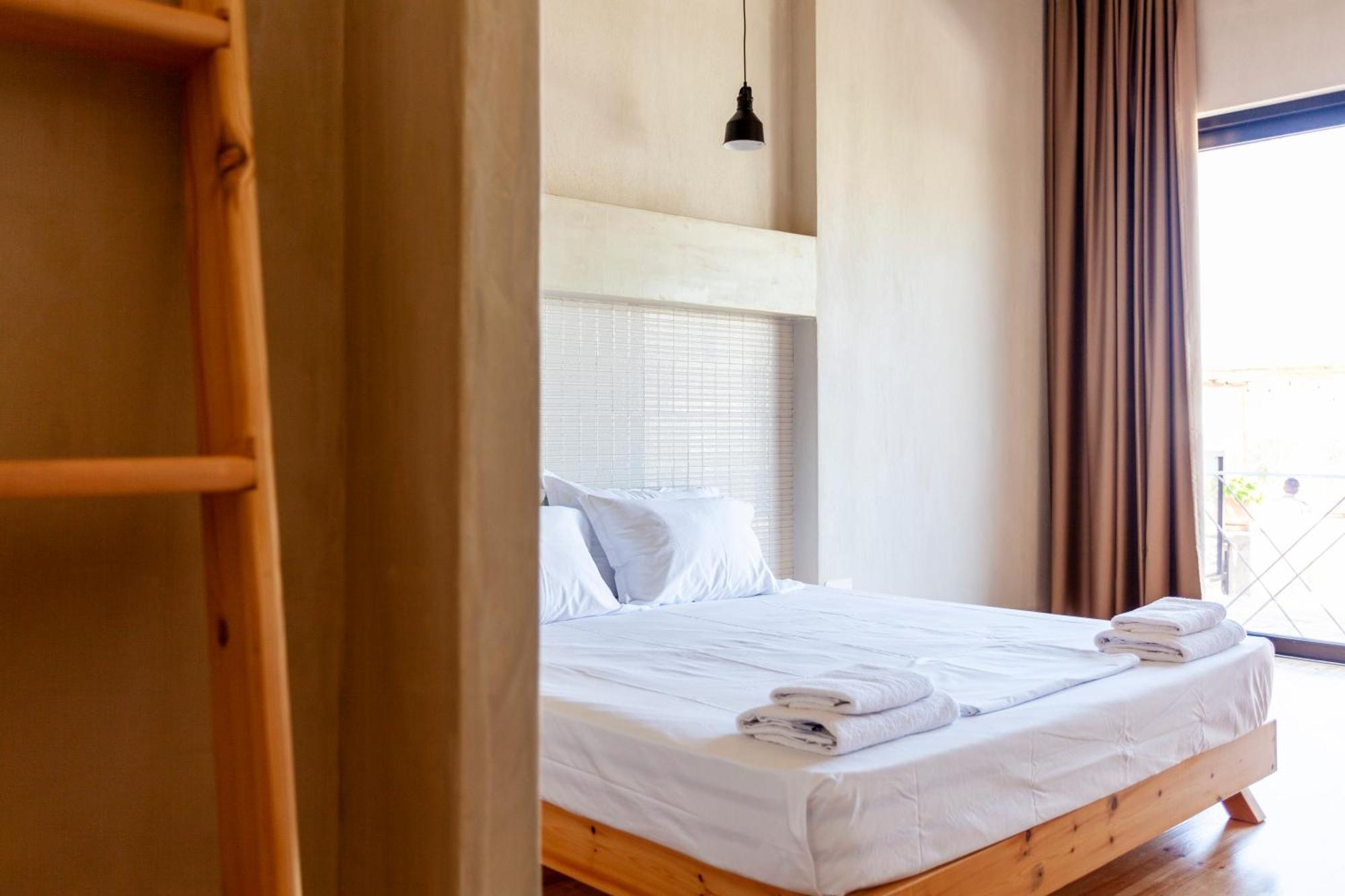 Toni Retzo Rooms Himare Exteriör bild