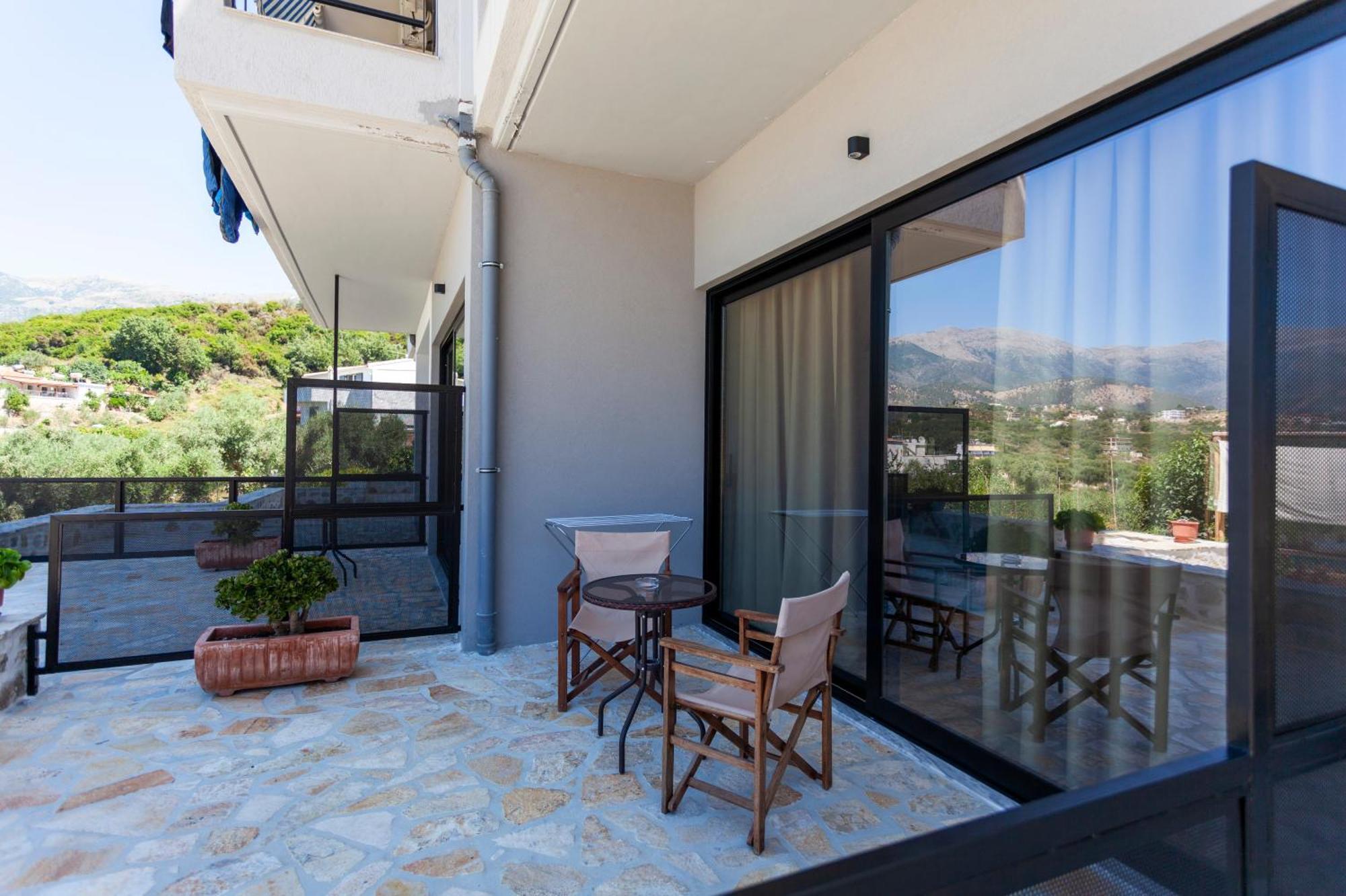 Toni Retzo Rooms Himare Exteriör bild
