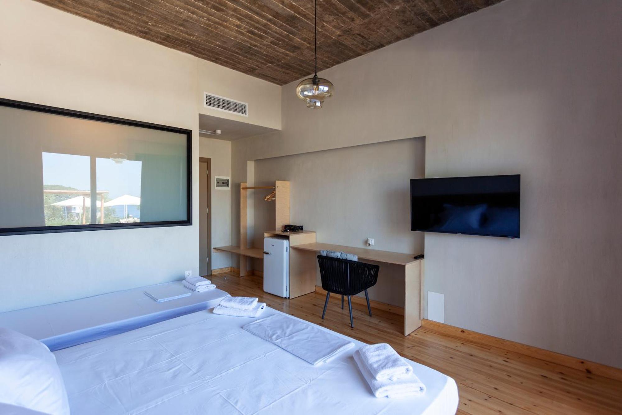 Toni Retzo Rooms Himare Exteriör bild